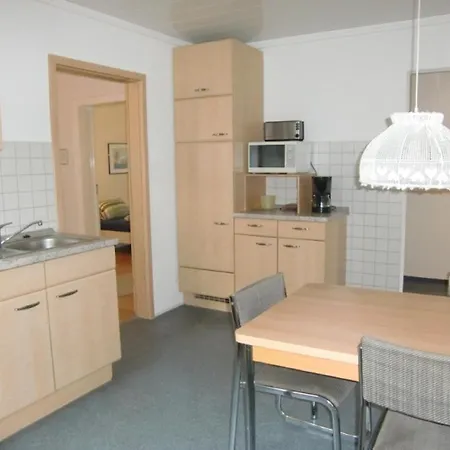 Ilse Und Eberhard Troeps *